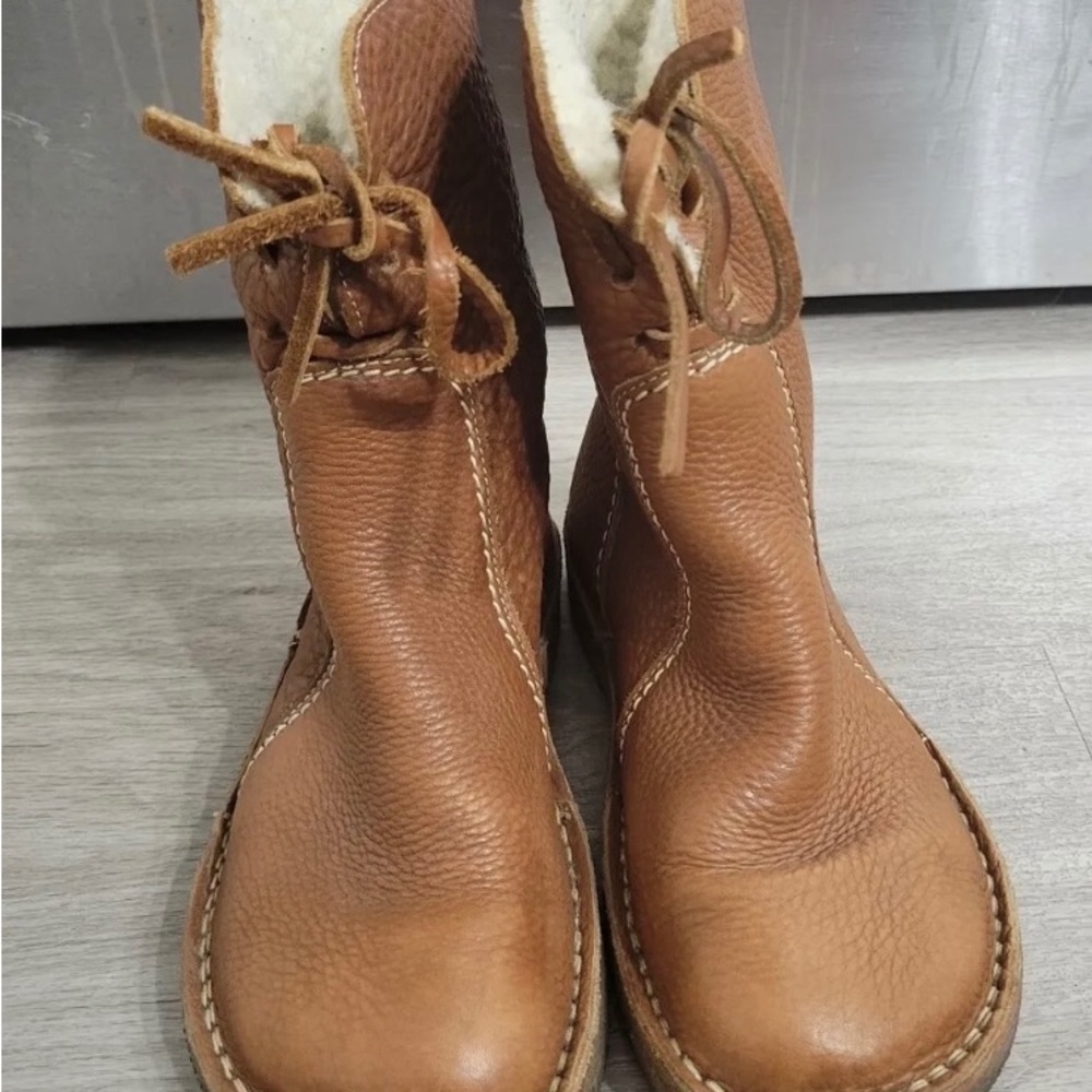 Arhus Duckfeet Boots Women's Size 38 EU US Size 8 Nut Brown Leather